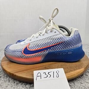 Nike Mens Court Air Zoom Vapor 11 White Hyper Royal Tennis Shoe M8.5 DR6966-105